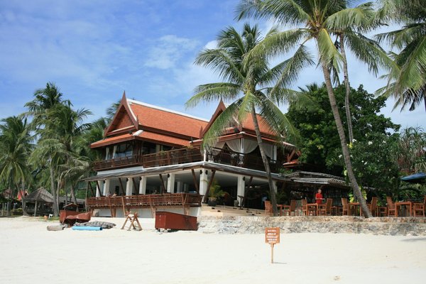 Location voiture 7 places : louez un monospace familial facilement